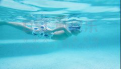 別墅游泳池的設計及設備