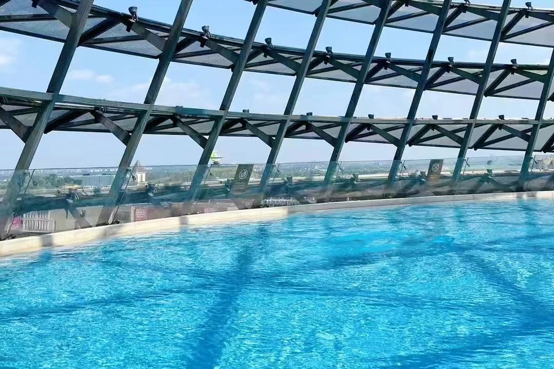 老舊泳池升級(jí)改造,泳池升級(jí)改造,游泳池改造,游泳池翻新